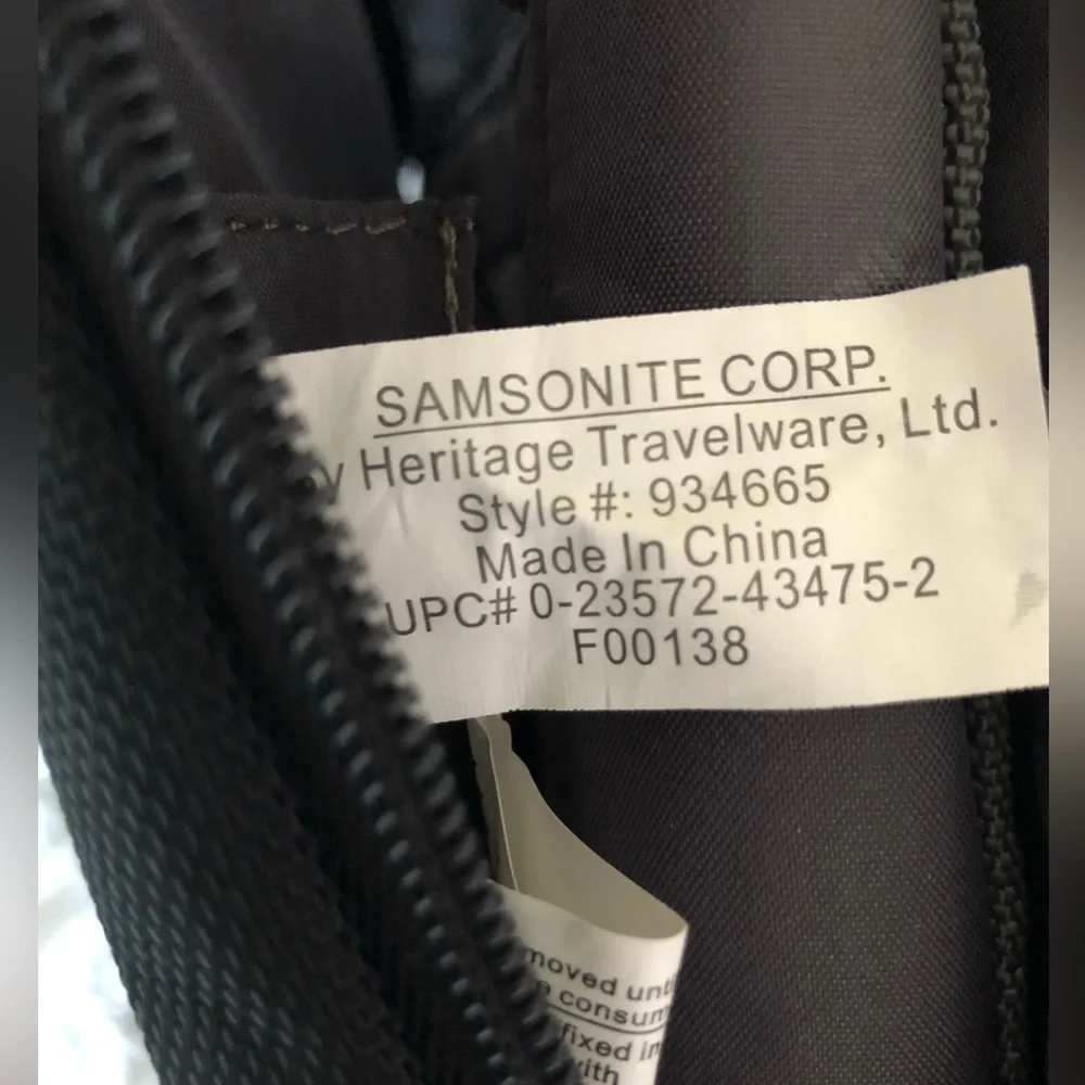 Samsonite 1910 Black Laptop Nylon Briefcase 17” Expandadle